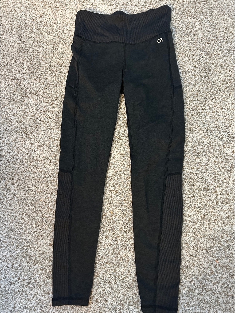 GapFit Brushed Tech Jersey Leggings